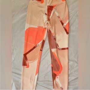 Reebok Lux Bold High-Rise
Tights size small